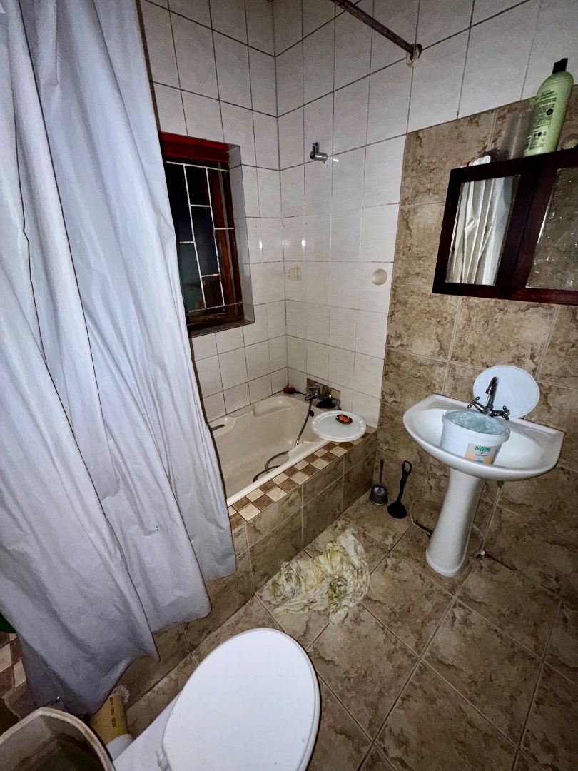 5 Bedroom Property for Sale in Vasco Estate Western Cape